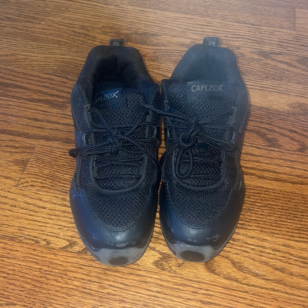 Capezio size US 4.5 Hip Hop Sneakers